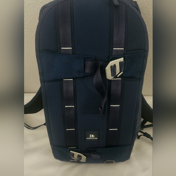 DB AKA DOUCHEBAG JOURNEY THE FJÄLL BACKPACK 34L ADULT UNISEX BACKPACK SAMPLE - Picture 3 of 16